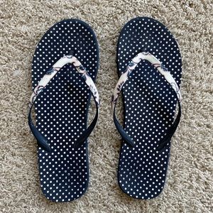 aeropostale flip flops